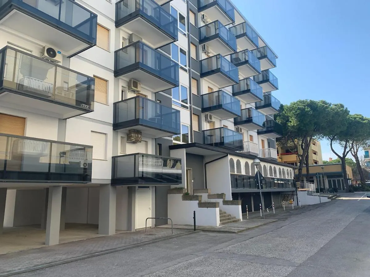Malibu Apartments Bibione 0*,  Italia